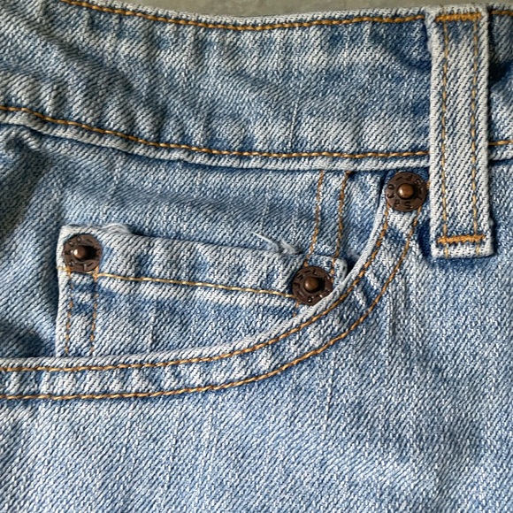Levi's Light Blue Denim Jean Shorts - Picture 10 of 15